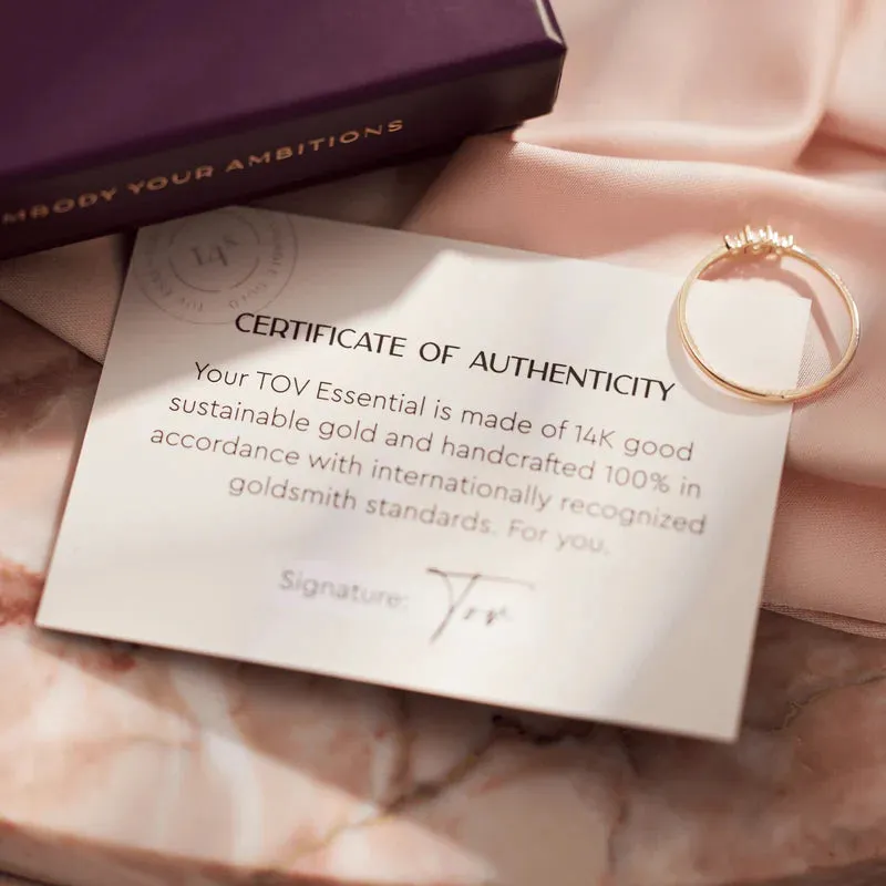 Essential Initial Letter Bracelet